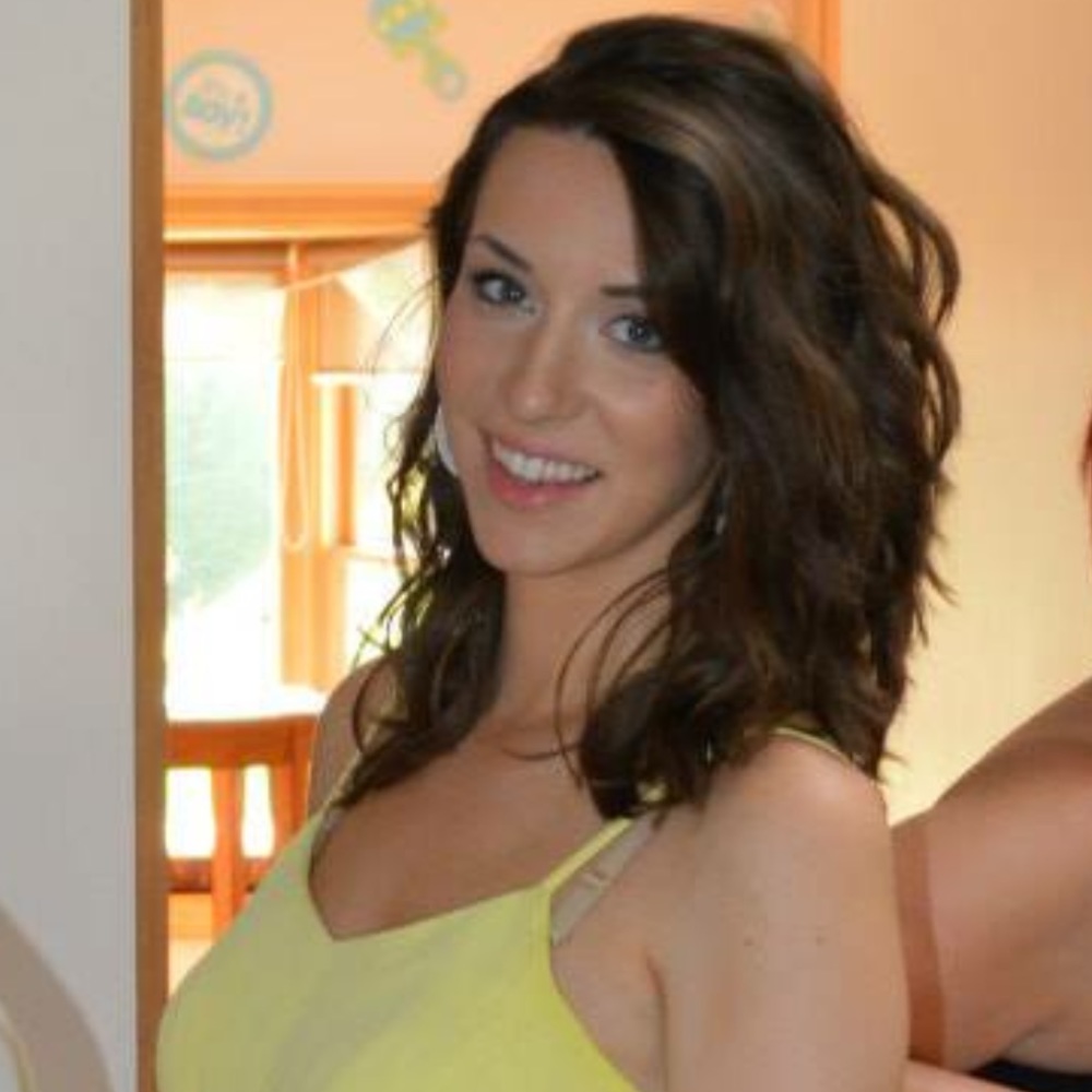 Meet your Posher, Corinne